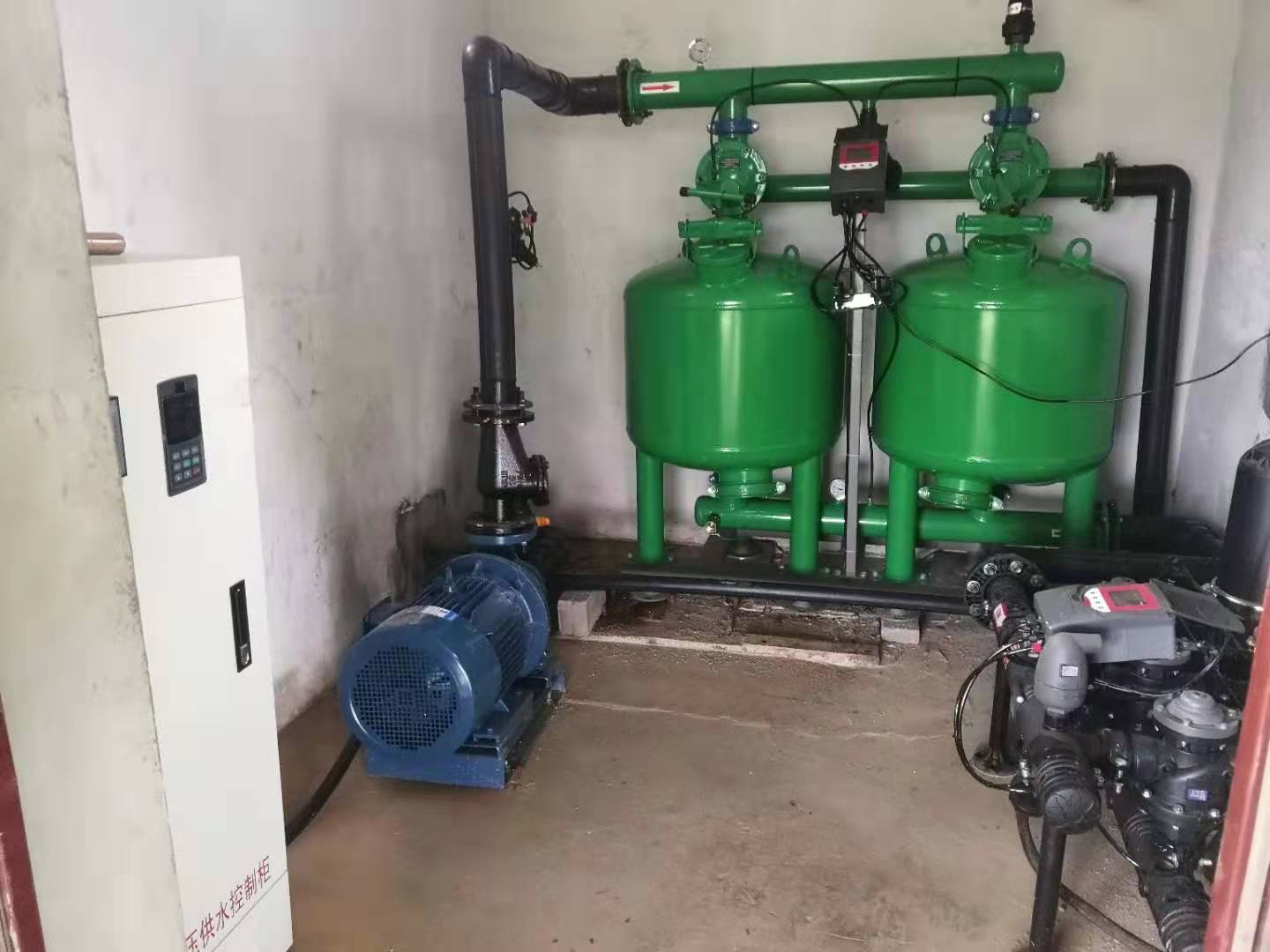 湖南農(nóng)業(yè)水肥一體化灌溉,湖南別墅庭院智能灌溉,長沙沁園灌溉有限公司,湖南足球場噴灌,長沙足球場噴灌,足球場噴灌,足球場灌溉,長沙足球場灌溉,湖南足球場灌溉